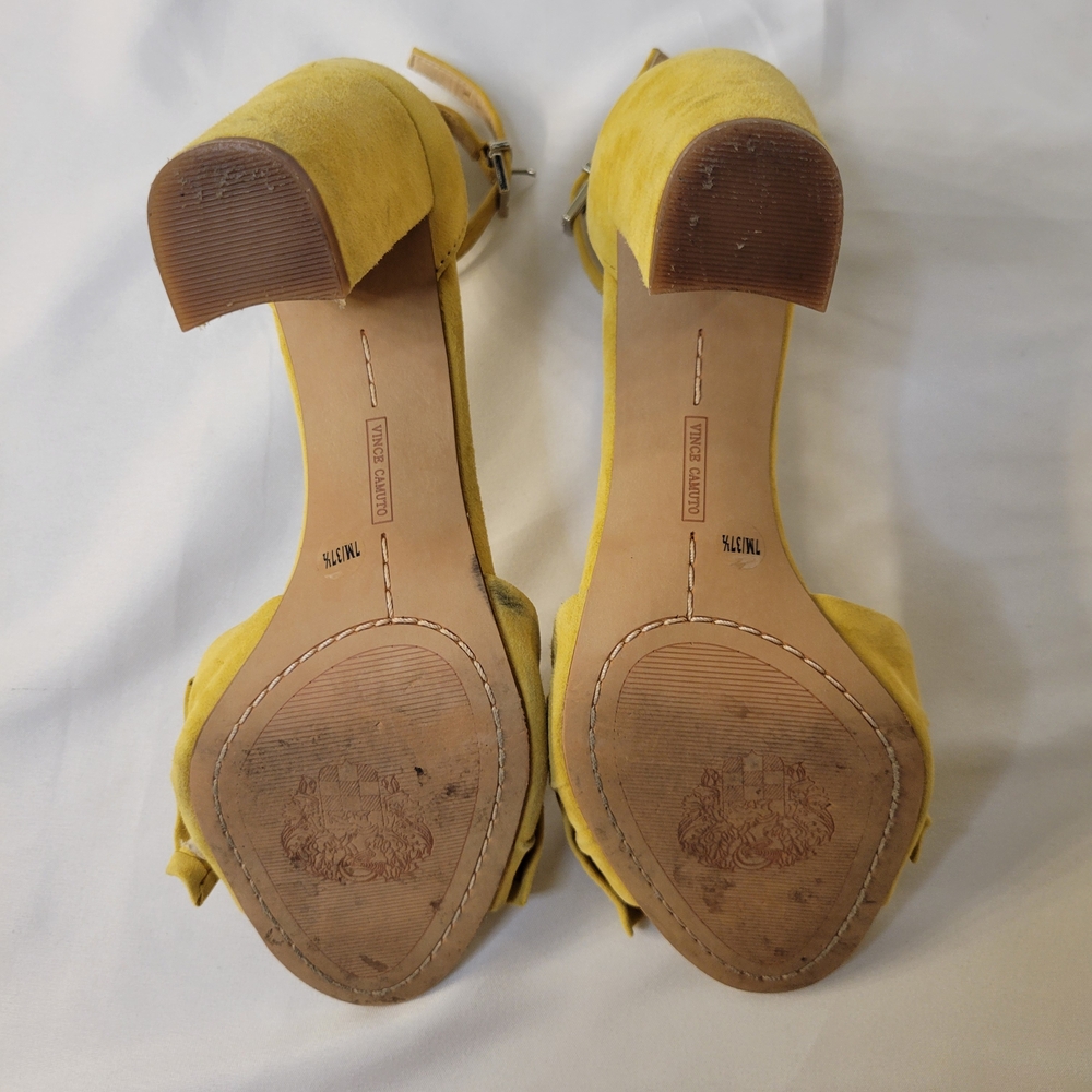 Vince Camuto Women's Footwear Carrelen Heeled Sandal, Banana Split - Picture 4 of 4